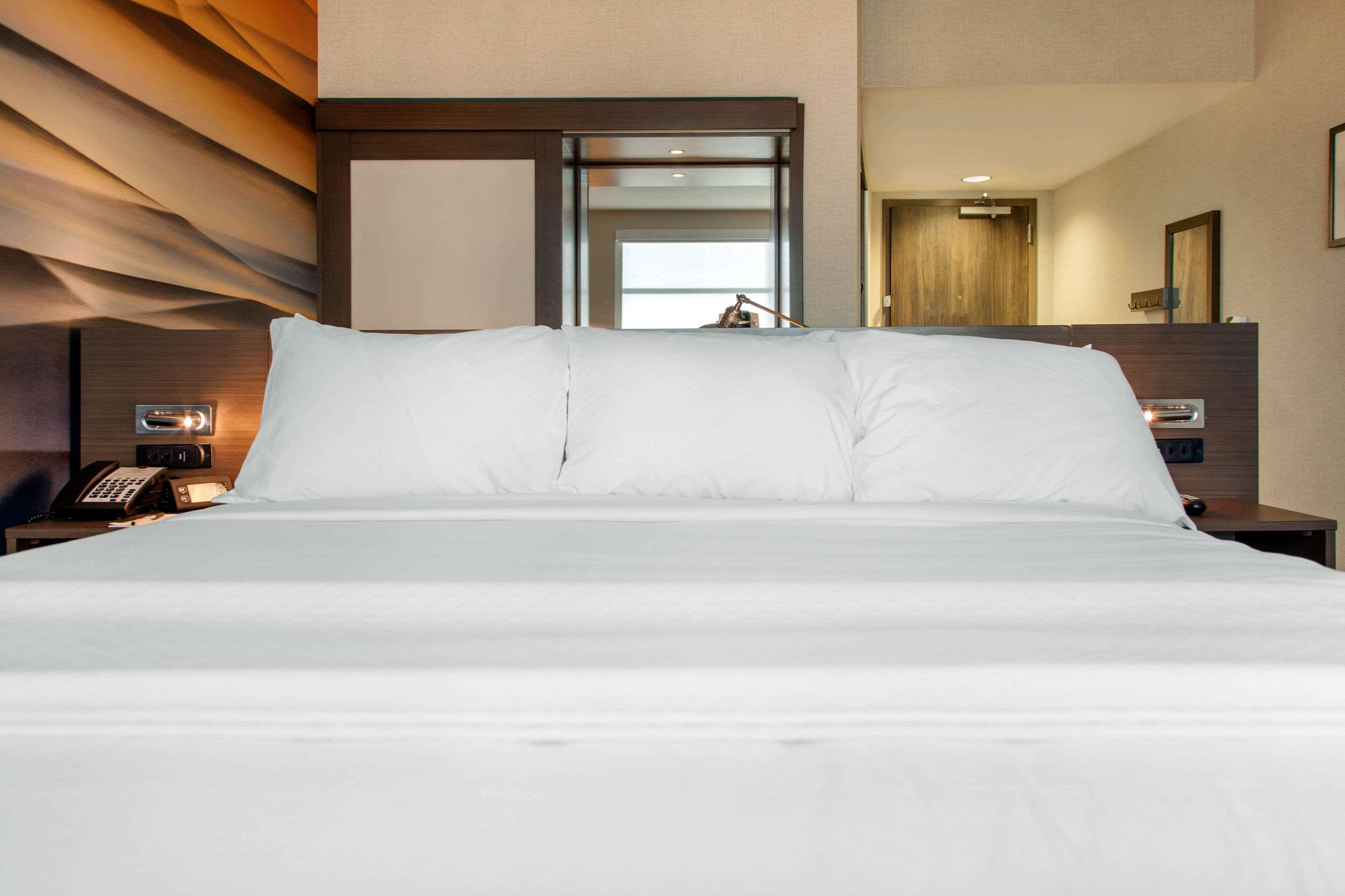 Cambria Hotel グリーンビル エクステリア 写真